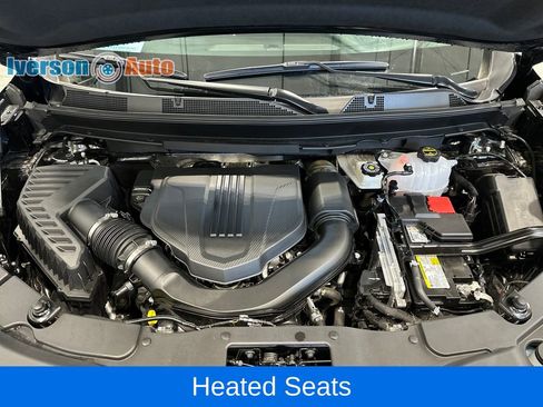 Used 2025 GMC Acadia Elevation w/ Elevation Premium Package image 13