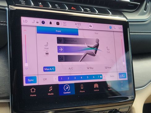 Used 2025 Jeep Grand Cherokee L Limited image 21