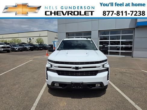 Used 2021 Chevrolet Silverado 1500 RST AWD/4WD image 2