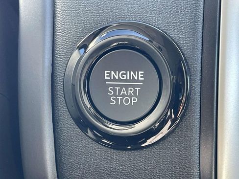 Used 2025 Ford Expedition Max Active image 5