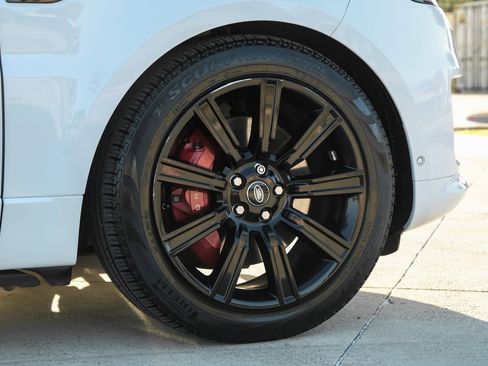 Used 2018 Land Rover Range Rover Sport Supercharged image 64