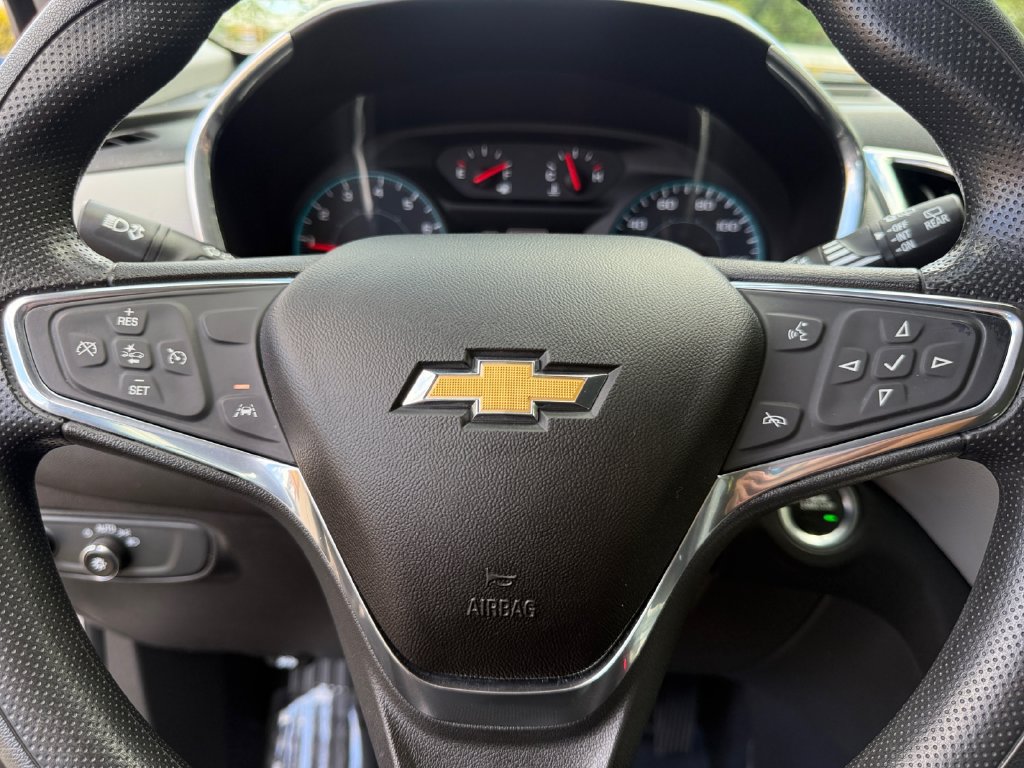 Used 2020 Chevrolet Equinox LS FWD image 18
