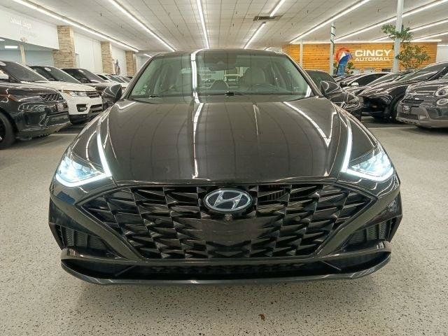 Used 2020 Hyundai Sonata Limited w/ Preferred Accessory Package FWD image 3