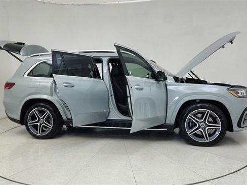 Used 2024 Mercedes-Benz GLS 450 4MATIC image 77