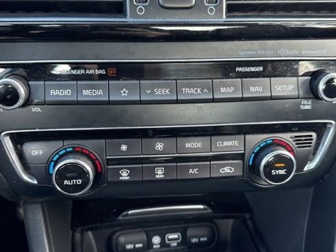 Used 2019 Kia Optima EX w/ EX Premium Package image 19