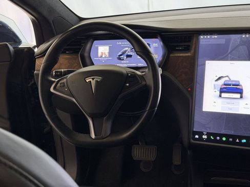 Used 2020 Tesla Model X Long Range image 20