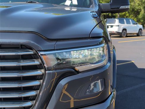 New 2026 RAM 1500 Laramie AWD/4WD image 13