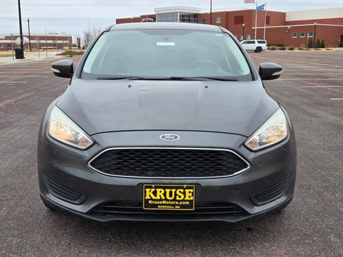 Used 2015 Ford Focus SE w/ SE Cold Weather Package image 9