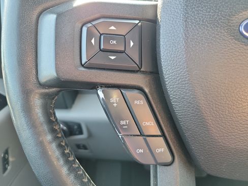 Used 2018 Ford F150 XLT w/ Equipment Group 301A Mid AWD/4WD image 19