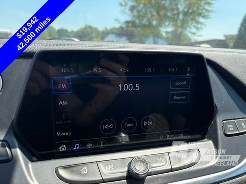 Used 2019 Chevrolet Blazer LT FWD image 22