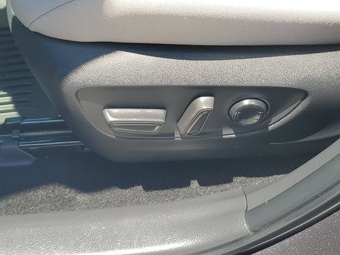 Used 2024 Toyota RAV4 XLE AWD/4WD image 16