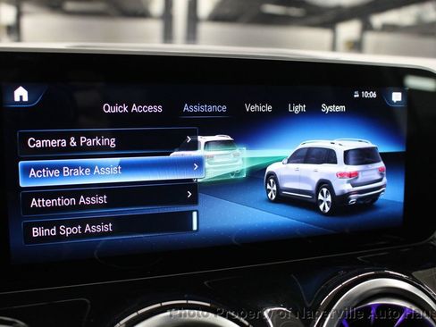 Used 2021 Mercedes-Benz GLB 250 4MATIC image 18