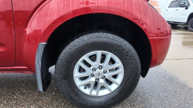 Used 2017 Nissan Frontier SV AWD/4WD image 9