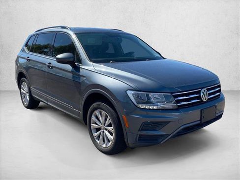 Used 2019 Volkswagen Tiguan S w/ Driver Assistance Package AWD/4WD image 3