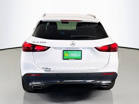 Used 2025 Mercedes-Benz GLA 250 image 8