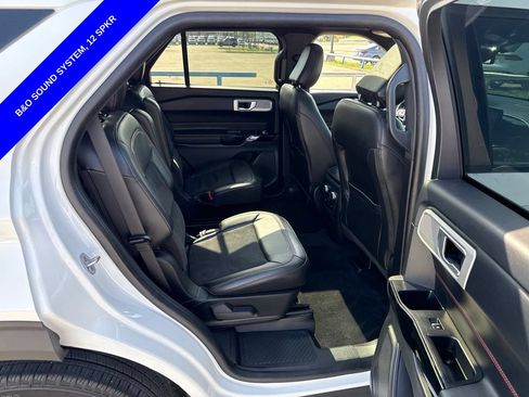 Used 2023 Ford Explorer ST-Line w/ Class IV Trailer Tow Package RWD image 13