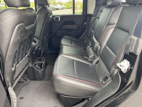 Used 2022 Jeep Gladiator Rubicon w/ Trailer Tow Package image 8