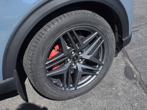 Used 2025 Ford Explorer ST image 8