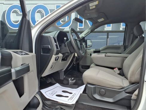 Used 2018 Ford F150 XLT AWD/4WD image 15