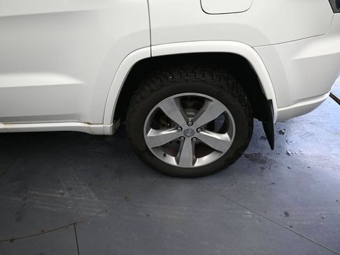 Used 2015 Jeep Grand Cherokee Overland AWD/4WD image 17