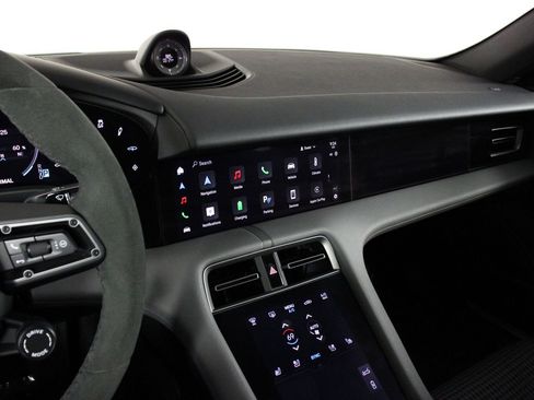 Certified 2025 Porsche Taycan 4 Cross Turismo image 13