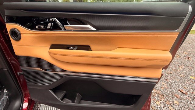 Used 2026 Jeep Grand Wagoneer Summit AWD/4WD image 15