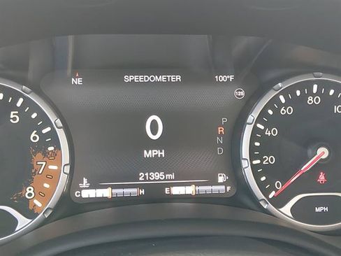 Used 2017 Jeep Renegade Limited FWD image 18