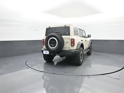 New 2026 Ford Bronco Outer Banks w/ Sasquatch Package AWD/4WD image 7