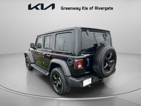 Used 2022 Jeep Wrangler Unlimited Sport w/ Sun And Sound Package image 5