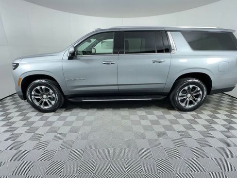 New 2026 Chevrolet Suburban LT w/ Comfort Package image 5