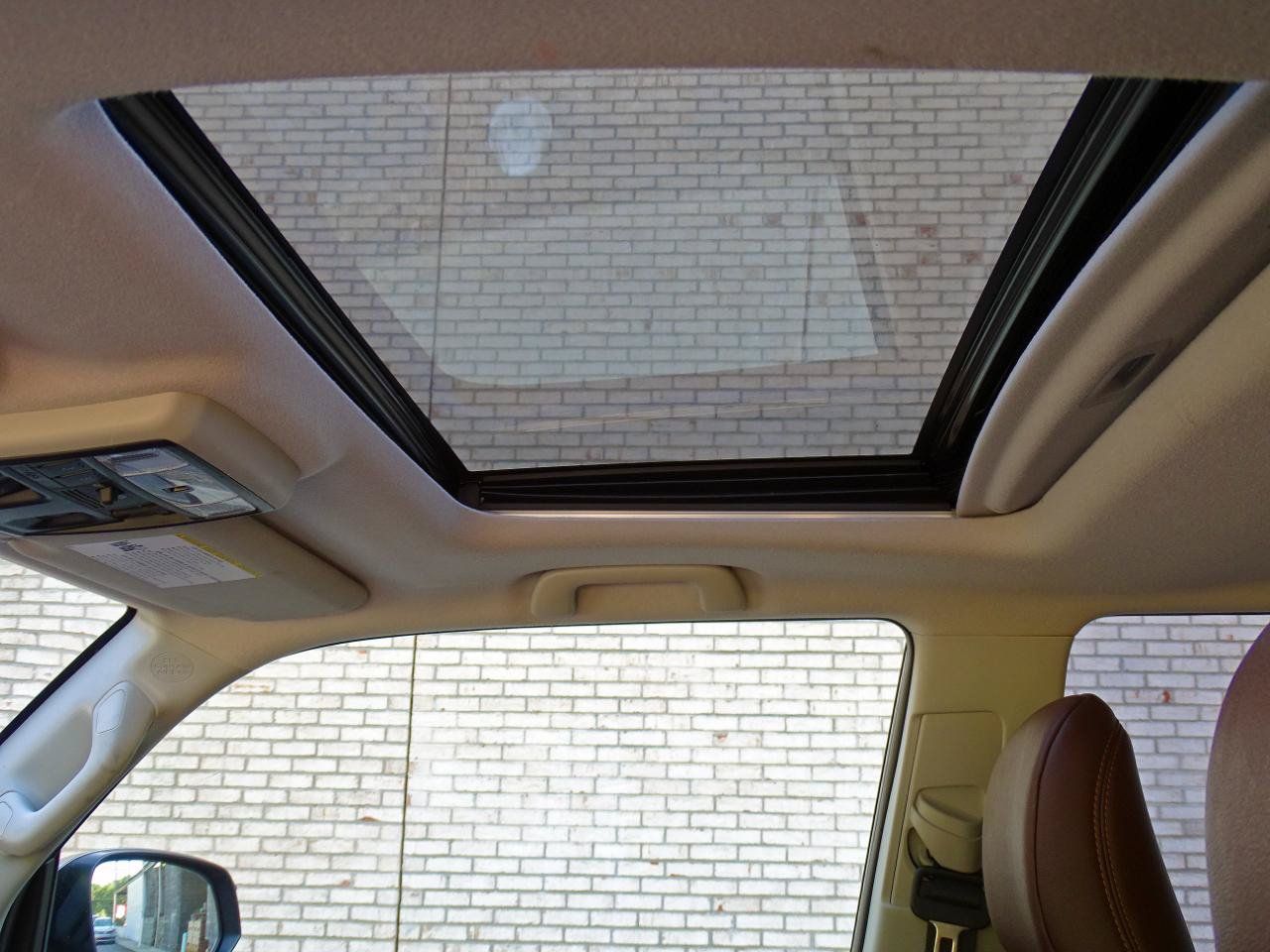 Used 2021 Toyota 4Runner Limited AWD/4WD image 12