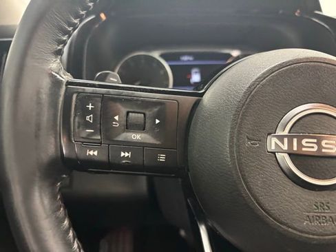 Used 2022 Nissan Pathfinder SV w/ SV Premium Package image 25