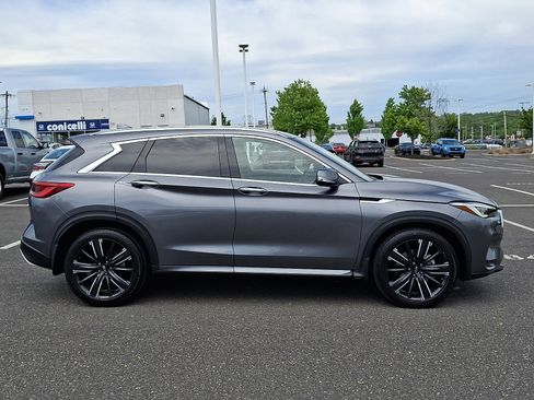 Used 2023 INFINITI QX50 Sensory AWD/4WD image 7
