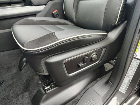 New 2026 RAM 1500 Laramie w/ Night Edition image 15