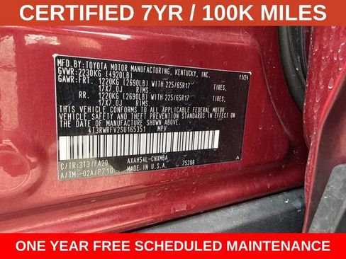 Used 2025 Toyota RAV4 XLE AWD/4WD image 29