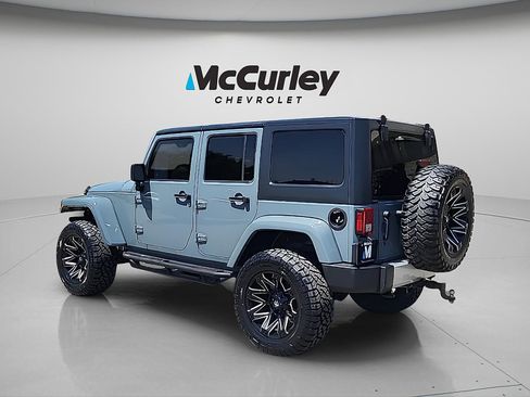 Used 2015 Jeep Wrangler Unlimited Sahara w/ Connectivity Group AWD/4WD image 5