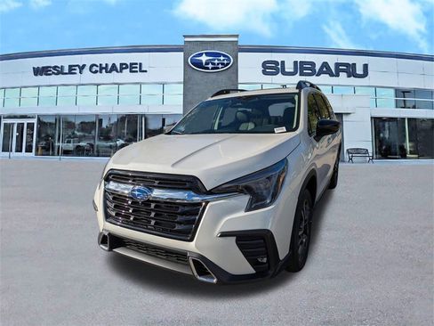 Certified 2025 Subaru Ascent Limited image 7