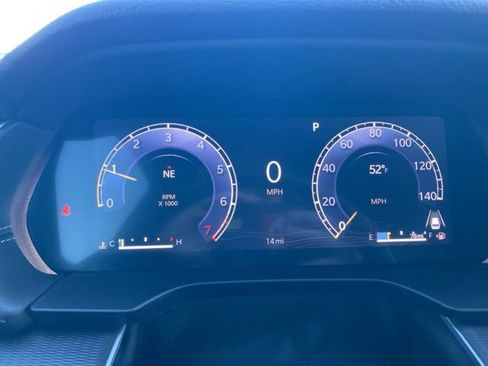 New 2025 Jeep Grand Cherokee Altitude image 18