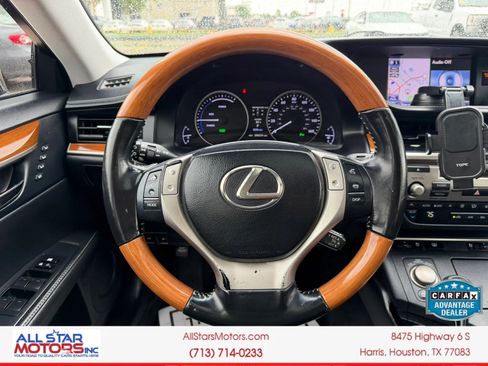 Used 2013 Lexus ES 300h w/ Luxury Pkg FWD image 50