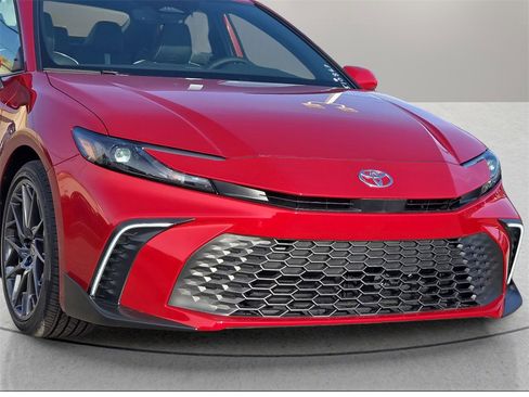 New 2026 Toyota Camry SE image 8