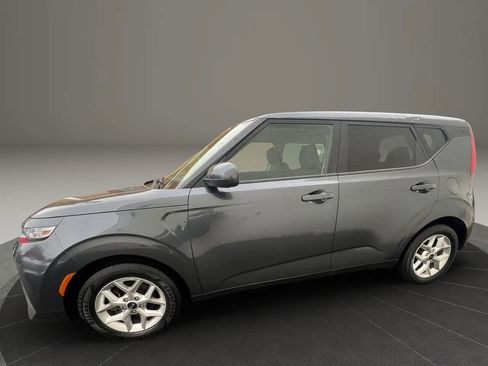 Used 2021 Kia Soul S FWD image 8