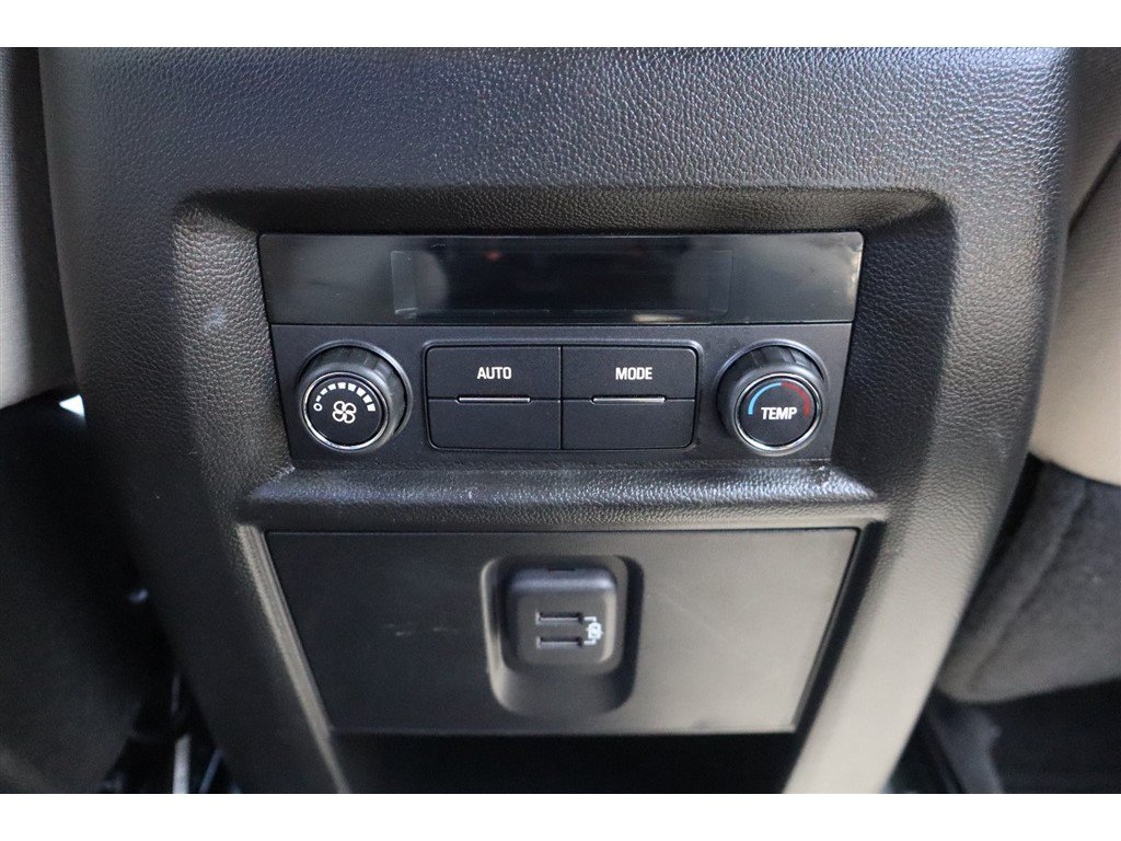 Used 2023 Chevrolet Traverse LT w/ LPO, Cargo Package AWD/4WD image 22