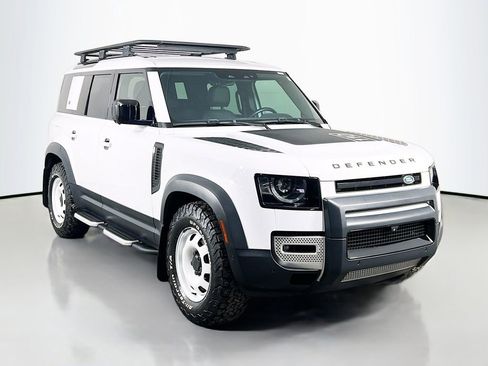 Used 2023 Land Rover Defender 110 S AWD/4WD image 3