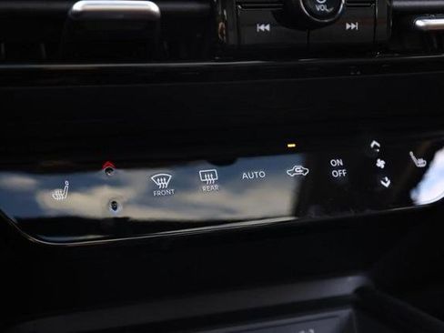 New 2026 Nissan Kicks SR w/ SR Premium Package image 16