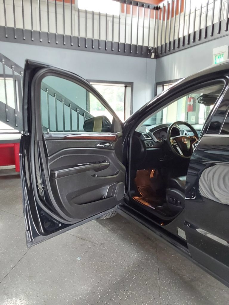 Used 2013 Cadillac SRX Performance w/ Driver Awareness Package FWD image 15
