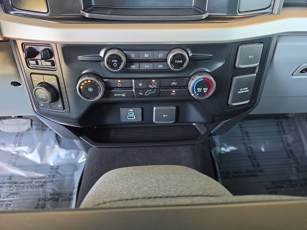 Used 2023 Ford F350 XLT w/ 360-Degree Camera Package AWD/4WD image 30