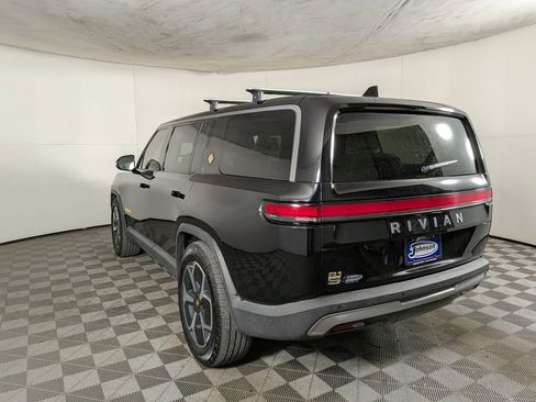 Used 2023 Rivian R1S Adventure image 4