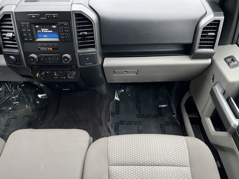 Used 2017 Ford F150 XLT w/ XTR Package image 33