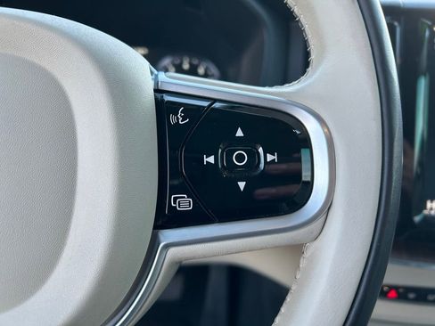 Used 2019 Volvo XC60 T6 Inscription w/ Protection Package Premier image 13