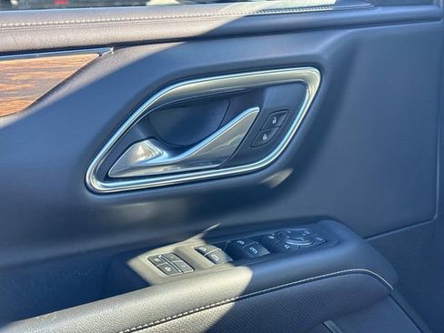 Certified 2024 Chevrolet Suburban Premier image 29